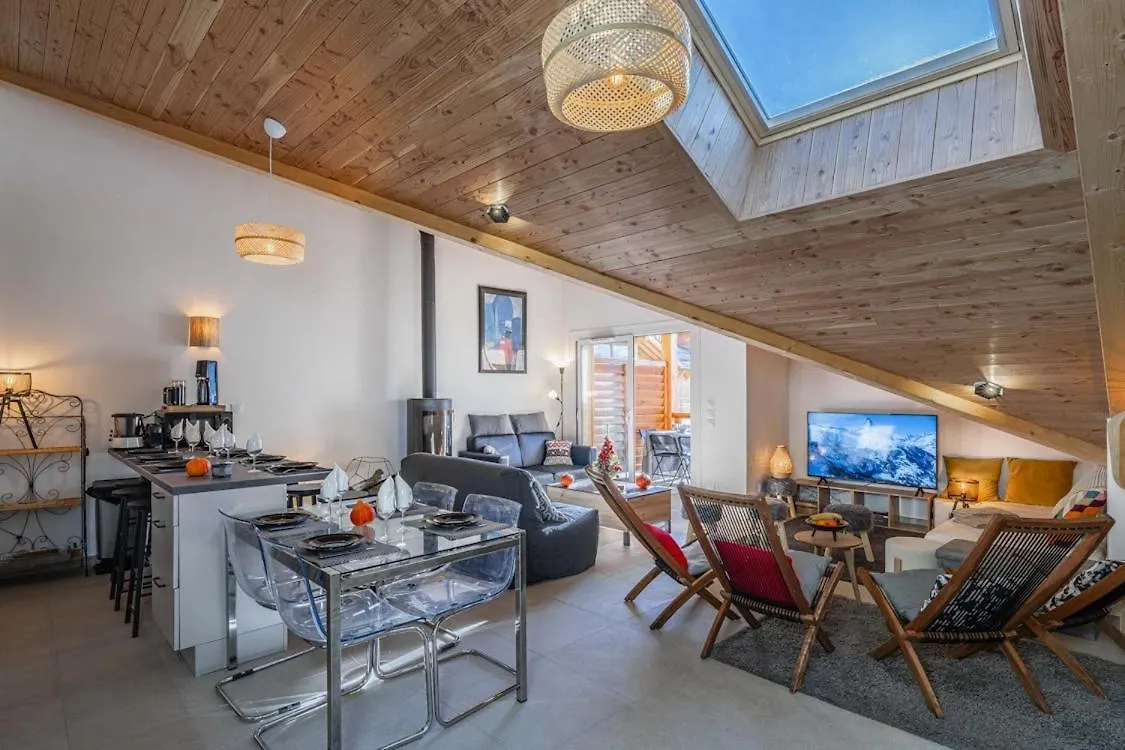 Apartment New T4 Type Chalet Serrechevalier Face Telepherique Briancon