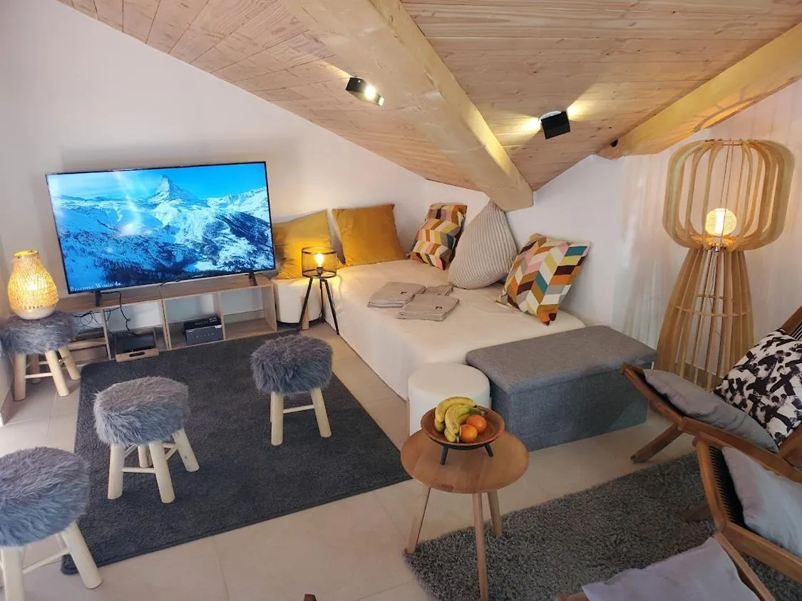 New T4 Type Chalet Serrechevalier Face Telepherique Briancon  Apartment Briancon (Hautes-Alpes)