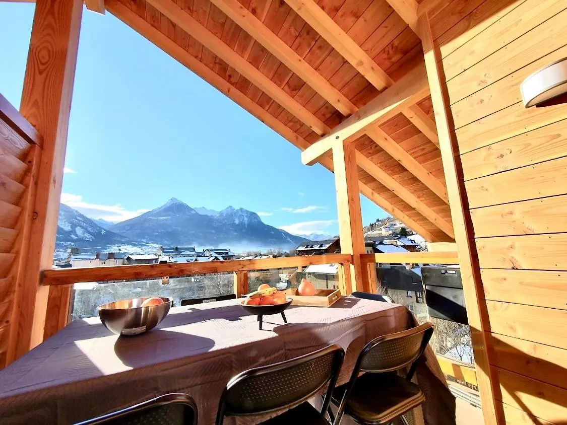 Apartment New T4 Type Chalet Serrechevalier Face Telepherique Briancon  France