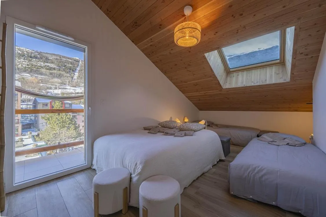 Apartment New T4 Type Chalet Serrechevalier Face Telepherique Briancon