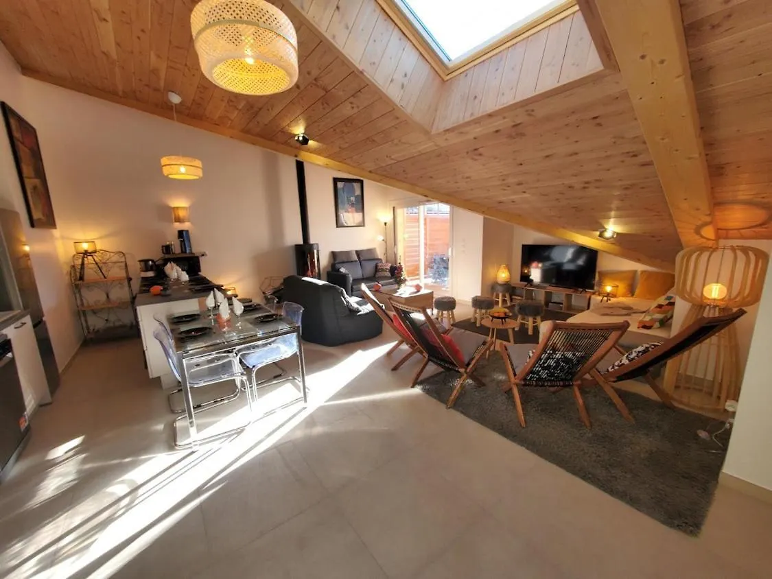 New T4 Type Chalet Serrechevalier Face Telepherique Briançon 아파트